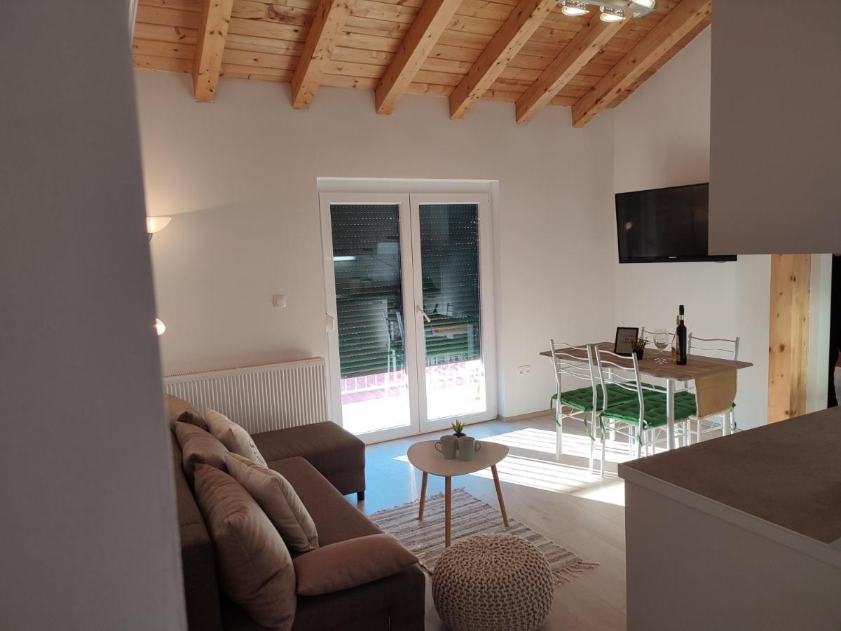 Apartments Pulic Skradin Luaran gambar