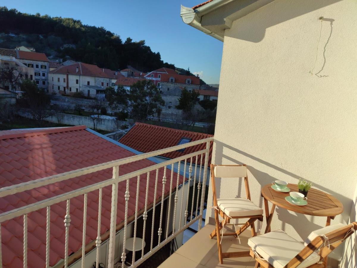 Apartments Pulic Skradin Luaran gambar