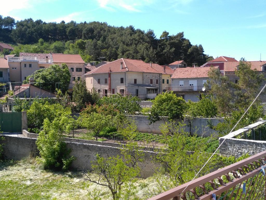 Apartments Pulic Skradin Luaran gambar